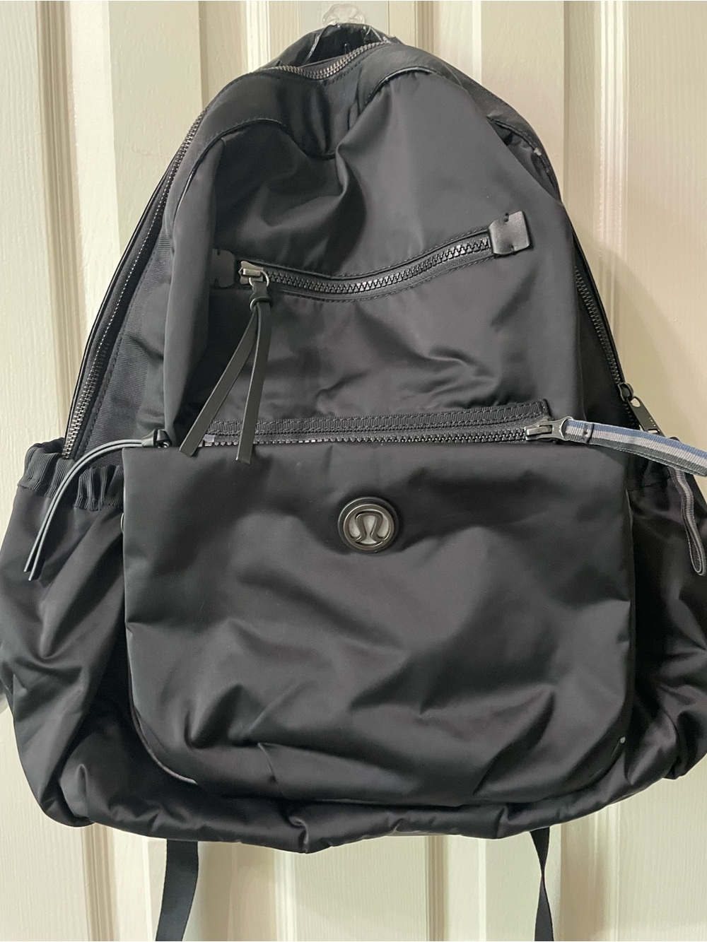 lululemon athletica Black Men's Everyday Backpack with Front Pocket